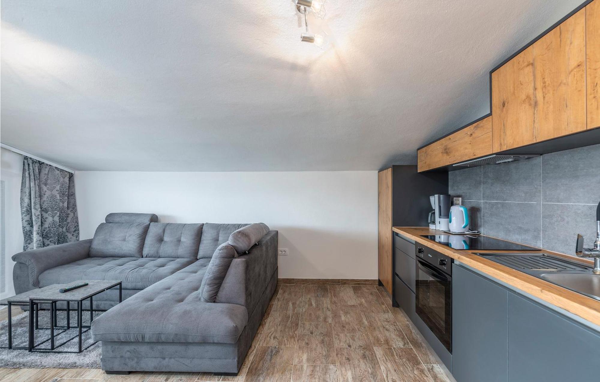 Apartment Natalija *